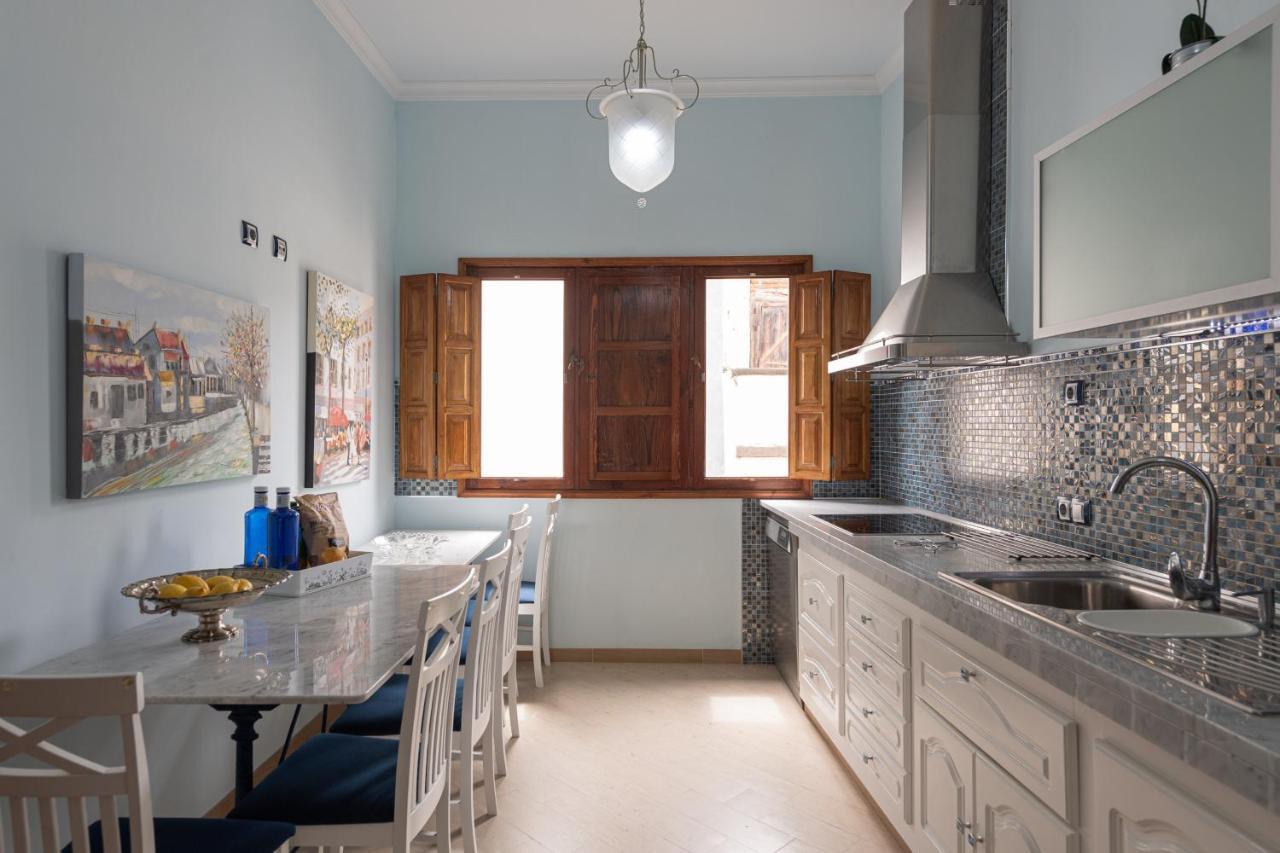 Homeforguest New Duplex With Rooftop Next To Arucas Cathedral Экстерьер фото